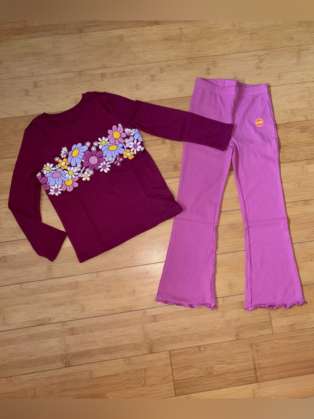 NWT Girl’s Size 6 Outfit - Long Sleeve Floral Top & Ribbed Flare Pants Set